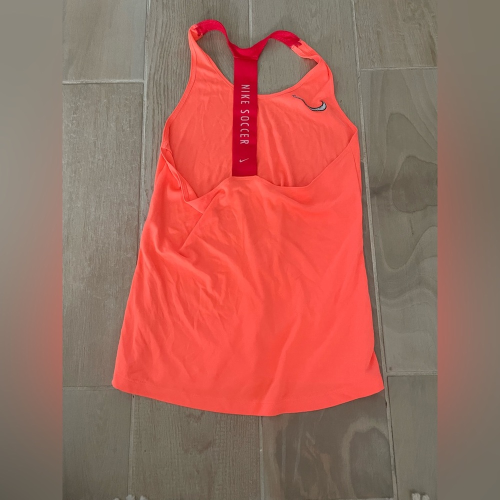 Sport tank tops